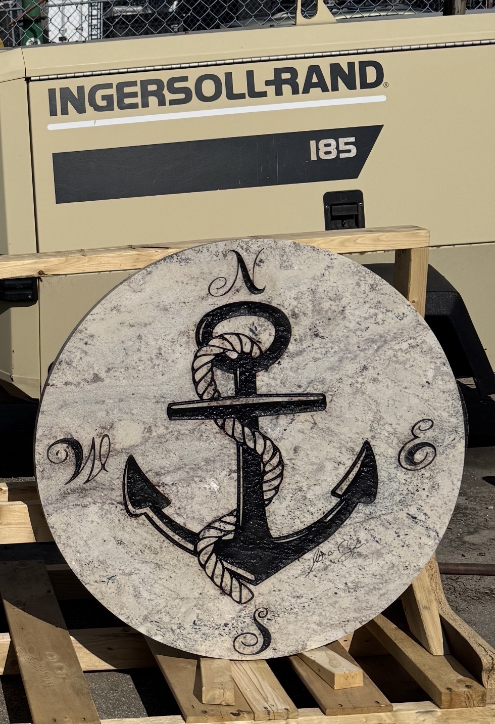 Round medallion in-stock inlay design